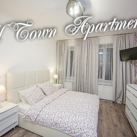 Old Town Apartment 3Br & 2Bthr St. Petersburg Eksteriør bilde